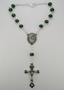 Emerald Auto Rosary - May Birthstone [MVAR1004]