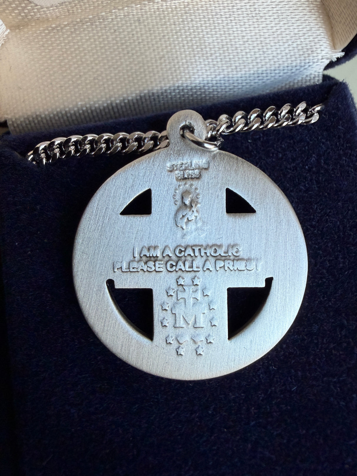 Round Four-Way Cross Medal