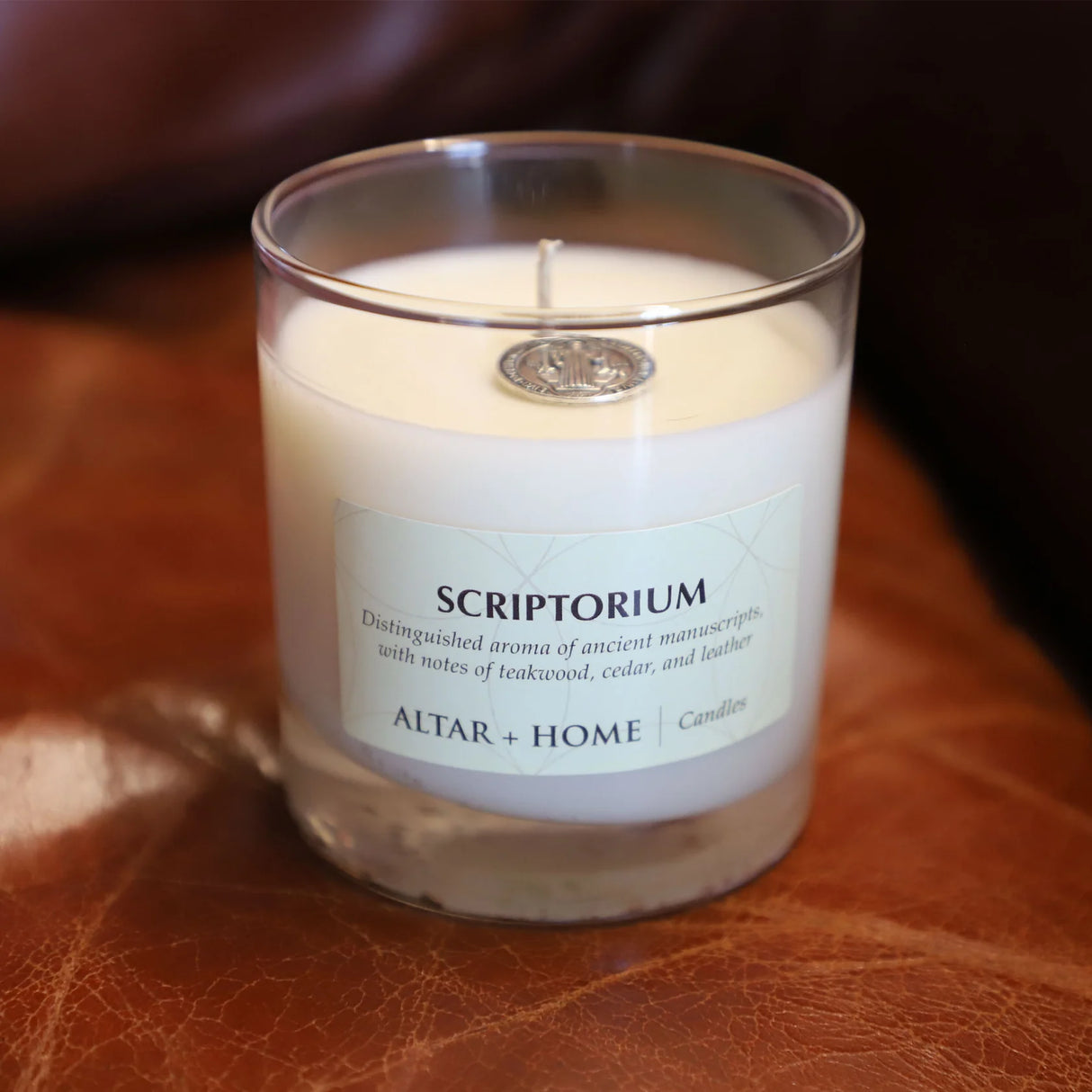 Scriptorium Scented Candle β Teakwood, Cedar & Leather | 5.5 oz Coconut Soy Wax | Made in USA