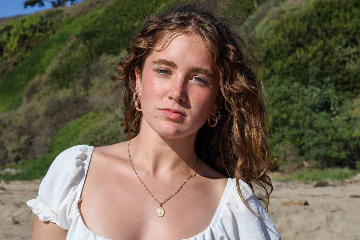 Miraculous Medal Scallop Design Necklace