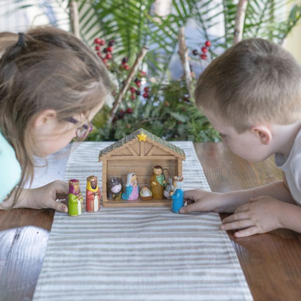 Little Drops of Water Nativity Set with Stable 9 pc set