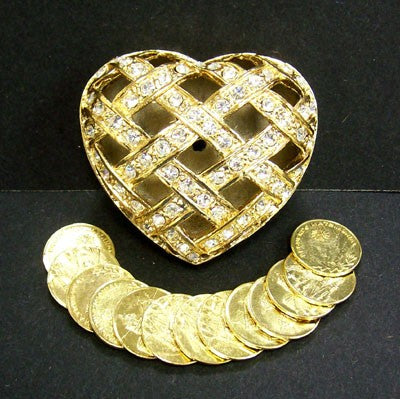 Gold Tone Arras in Crisscross Heart Box