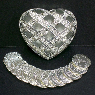 Silver Tone Arras in Crisscross Heart Box