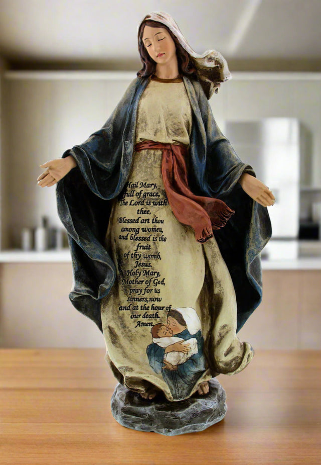 Hail mary statue