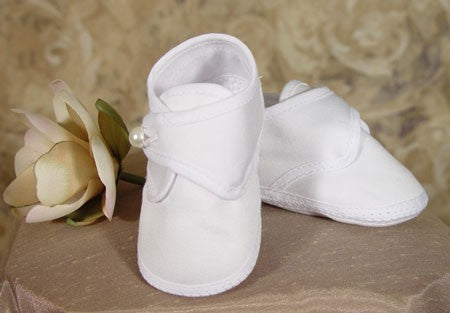 Cotton Sateen Shoe with Pearl Button for Boys