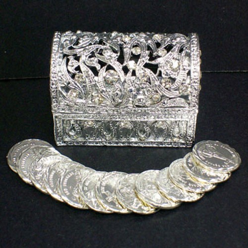 Silver Tone Arras in Treasure Chest Keepsake Box - Silver tone