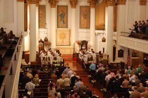 Why Do We Sit, Stand and Kneel at Catholic Mass?