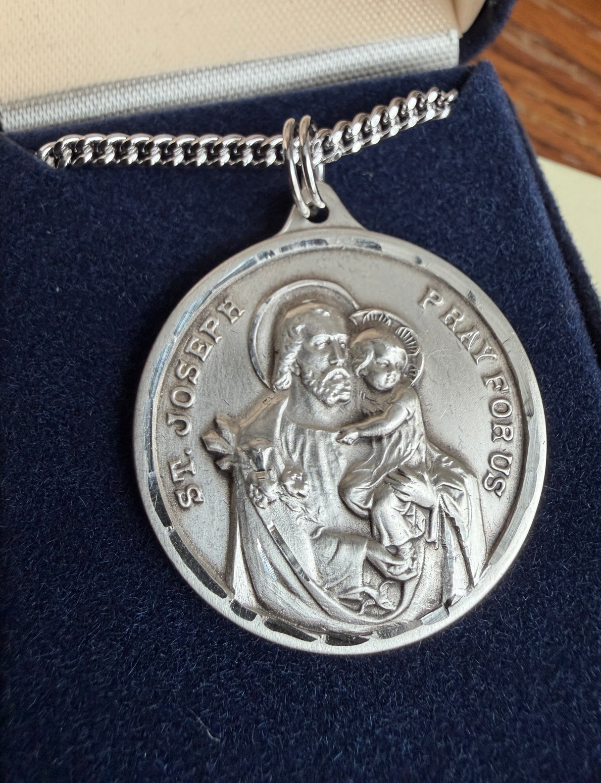 Large Saint Joseph Medal