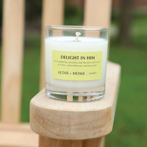 Delight in Him Scented Candle – Citrus, Cotton Blossom & Dry Wood | 5.5 oz Coconut Soy Wax | Made in USA