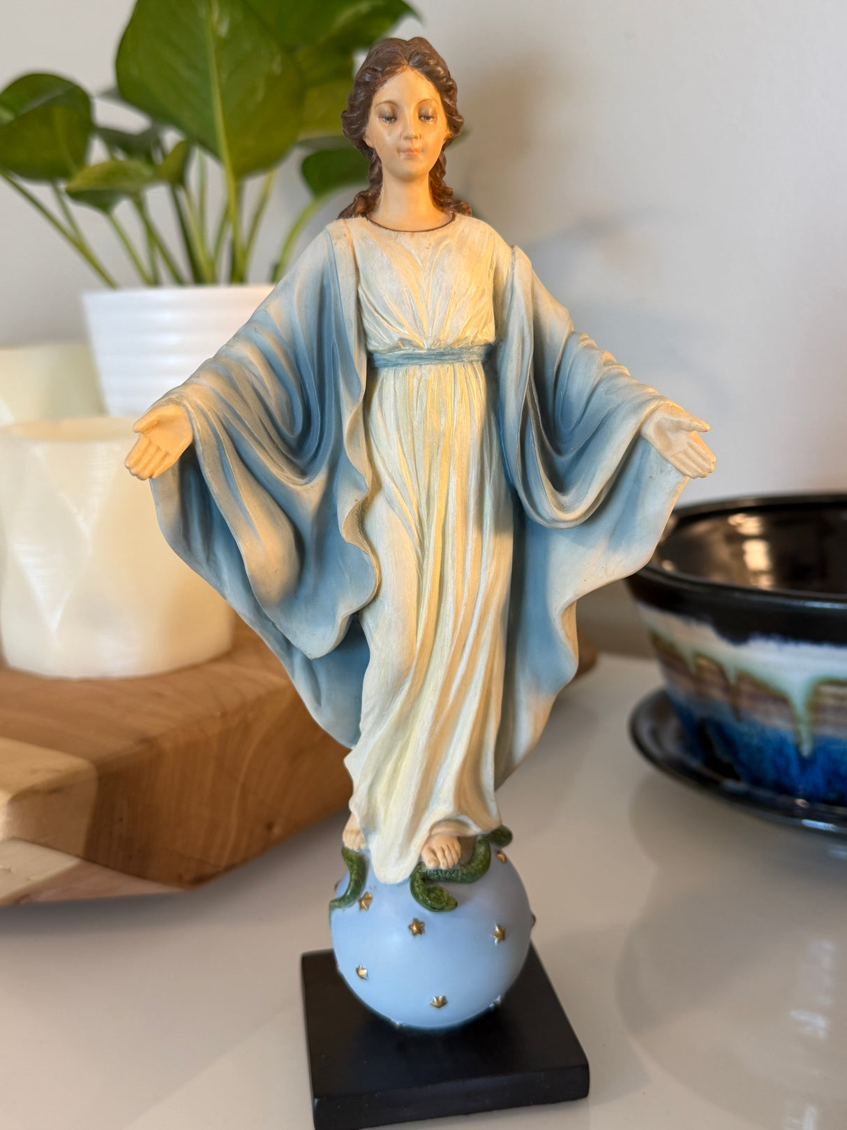 Our lady of the smiles full color