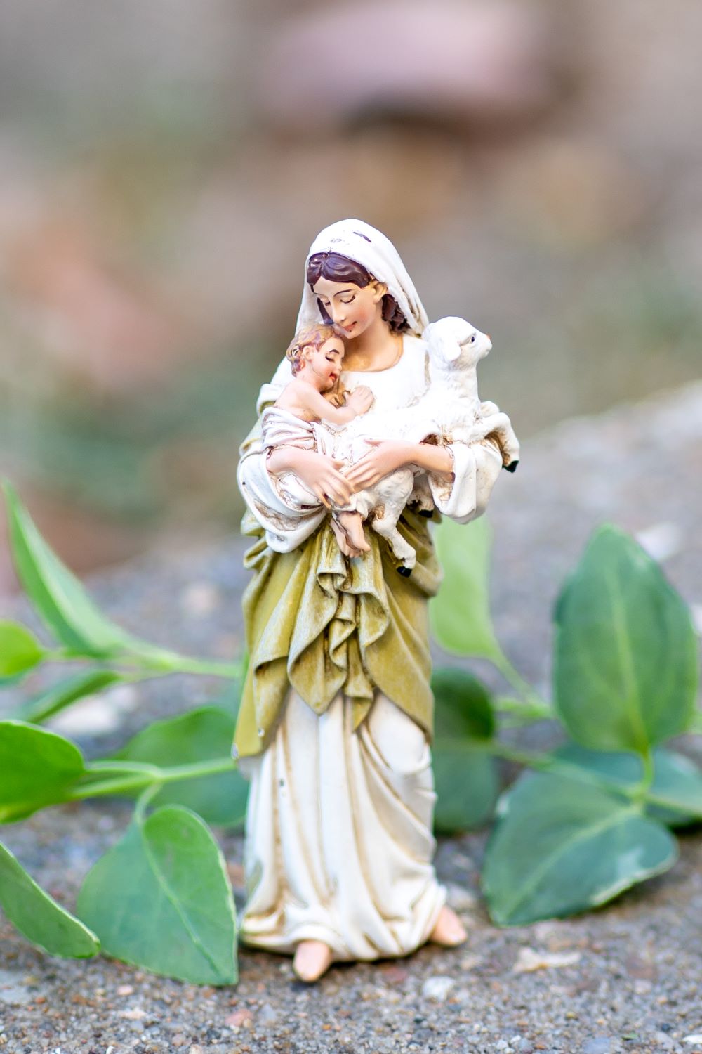 Madonna Holding Infant Child and Lamb Statue 4'