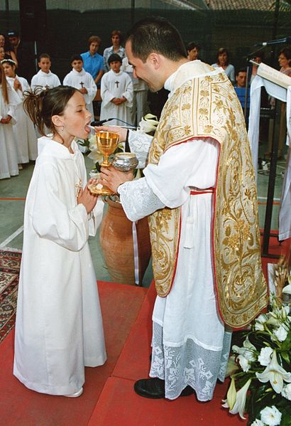 receiving eucharist
