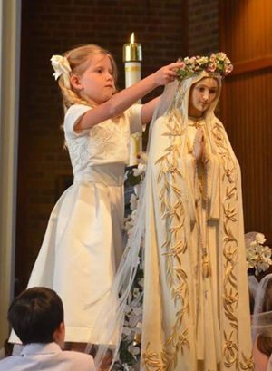 Crowning Mother Mary